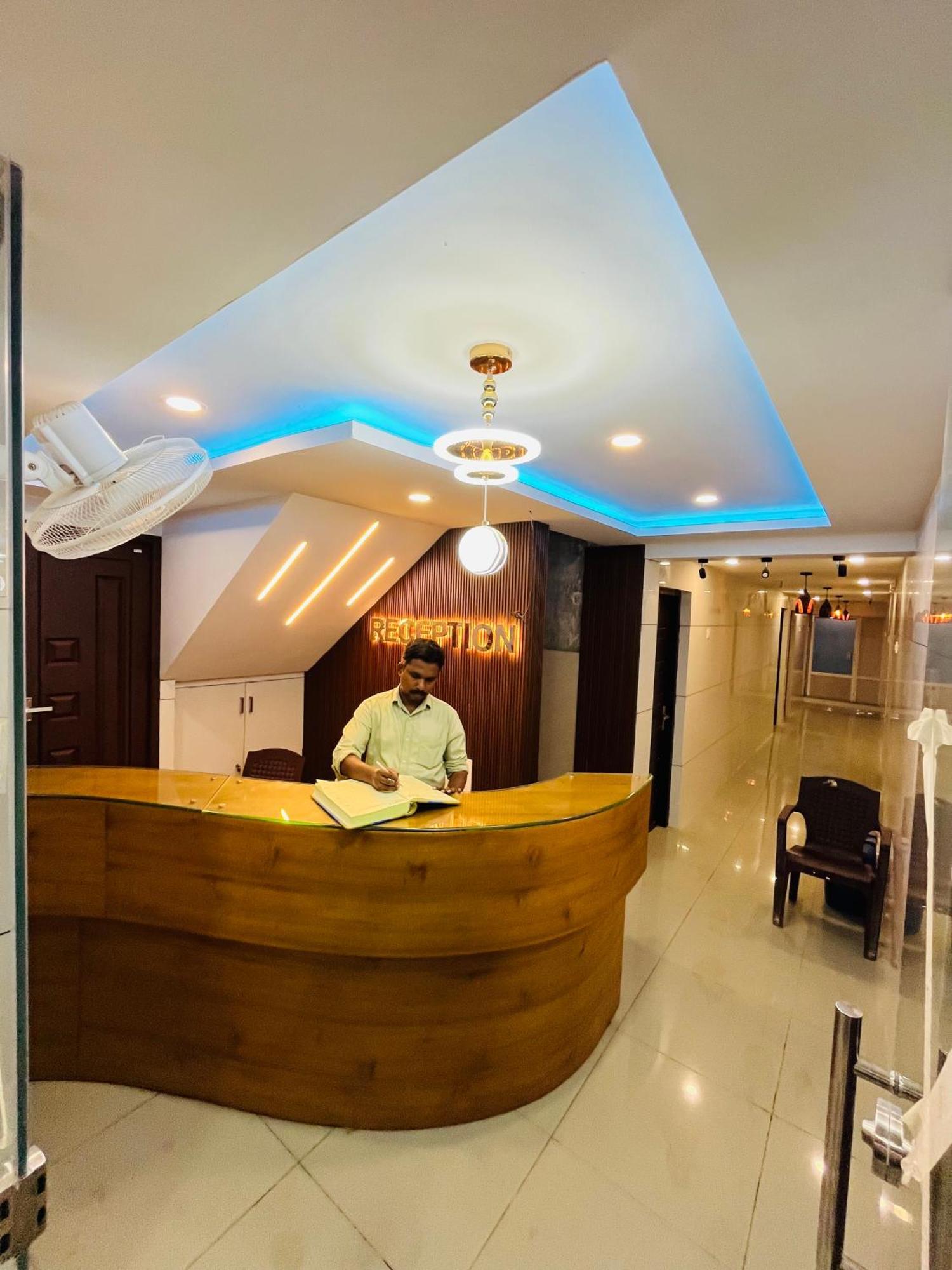 Priya Lodge Kozhikode Exterior foto